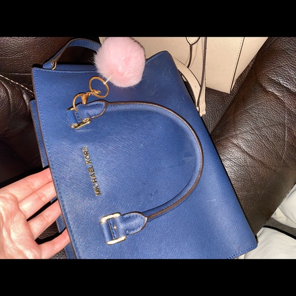 Mk Purses - Picture 2 of 6